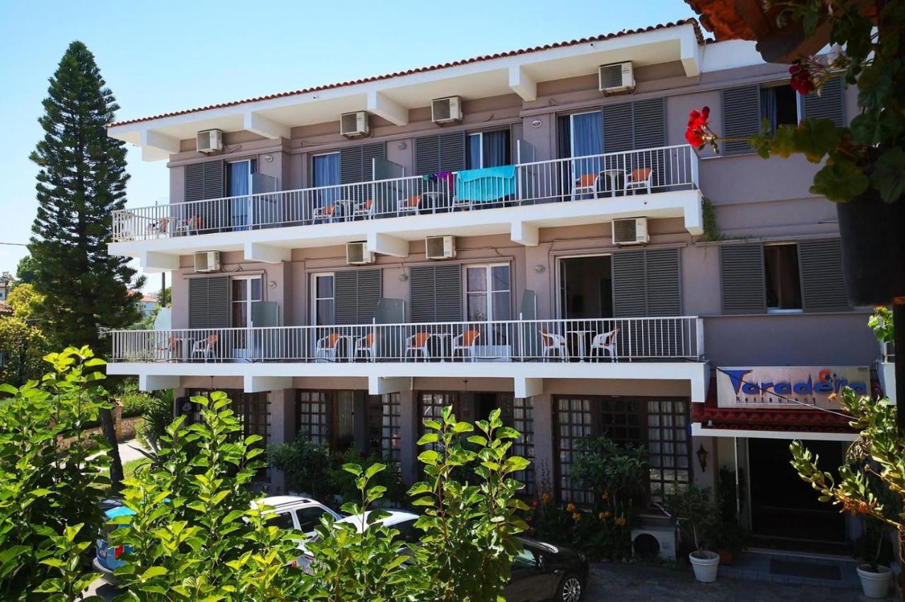 Taradella Hotel Alissos 외부 사진